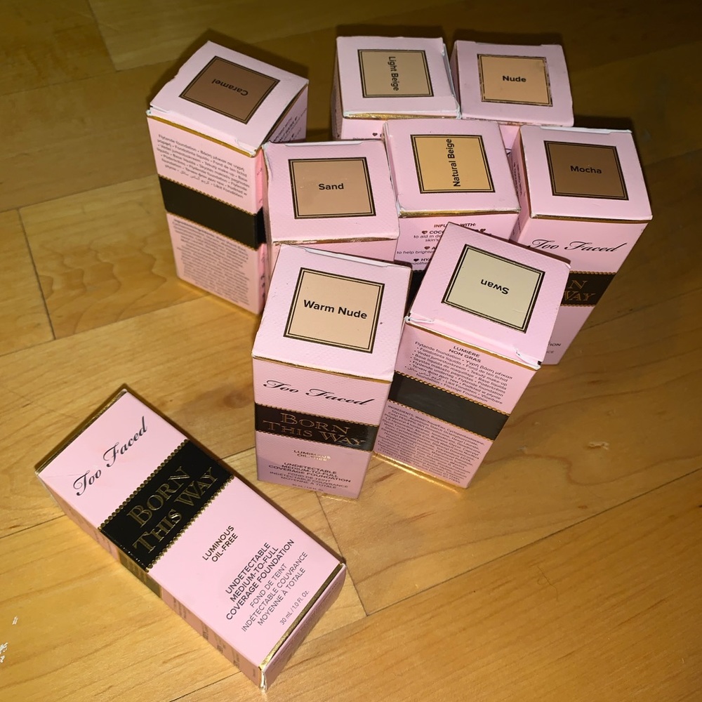 BNIB Too Faced Born this way luminous foundation